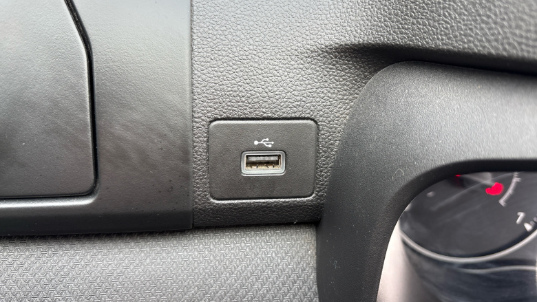 Dacia Jogger 1.0 TCe Essential 5dr Petrol Estate